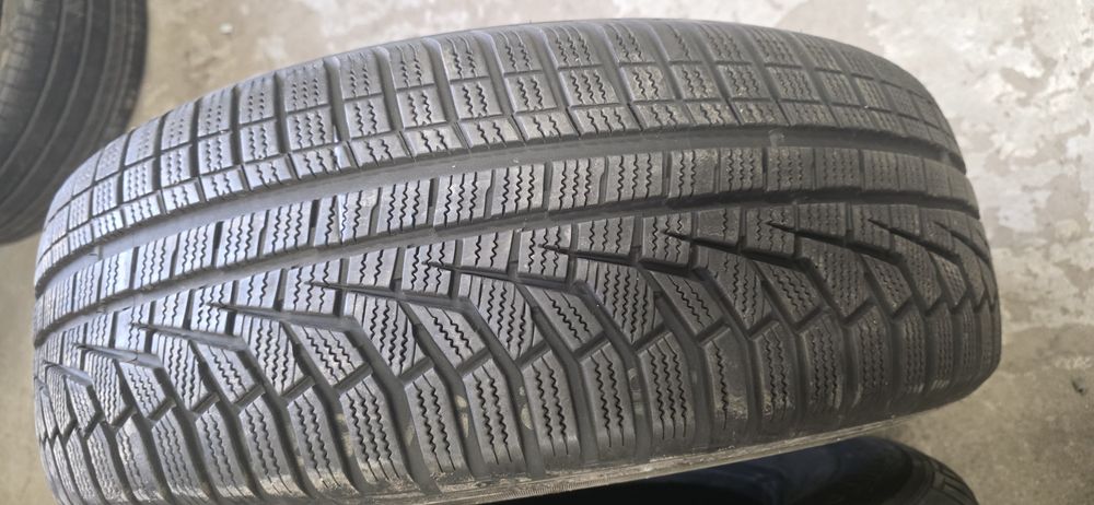 Opony zimowe 235/65/17 Hankook komplet 4szt  Wyprzedaż magazynu