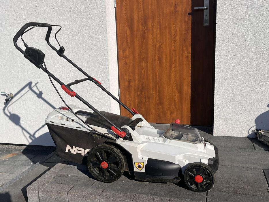 Kosiarka akumulatorowa NAC LB36-43-2B40-S