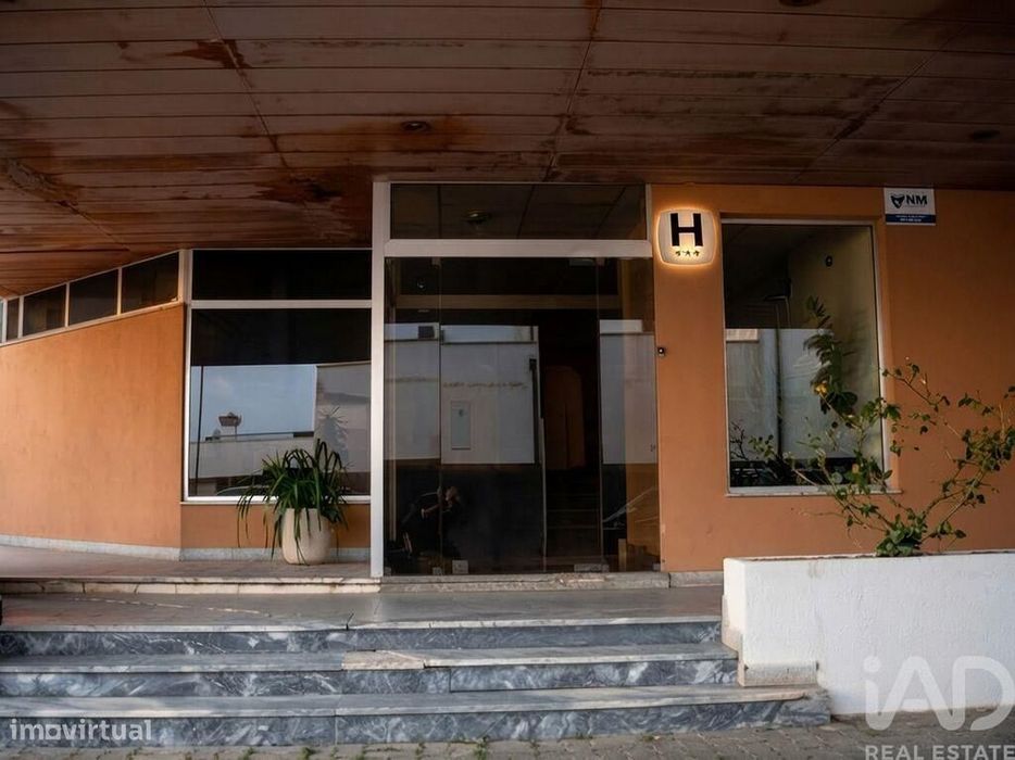 Hotel 3* T36 em Valença, Cristelo Covo e Arão de 2224,00 m2