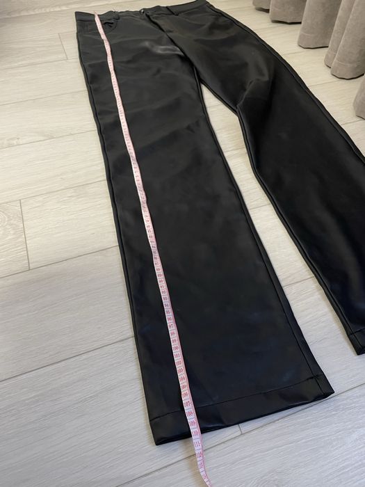 Шкіряні штани zara