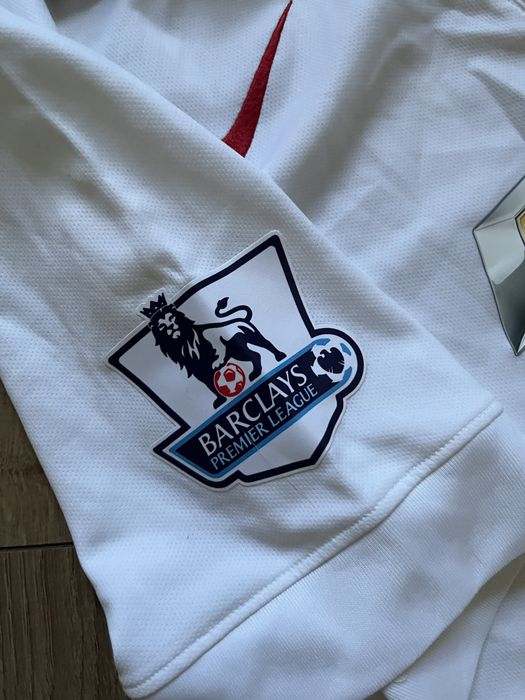 Продам дві футбольні форми!