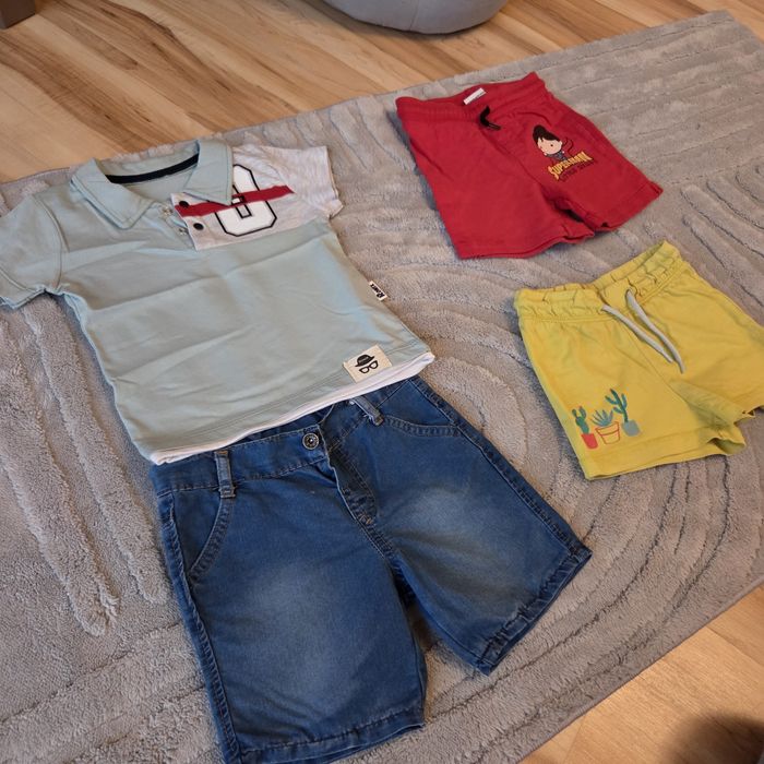 Zestaw szortów oraz t-shirt