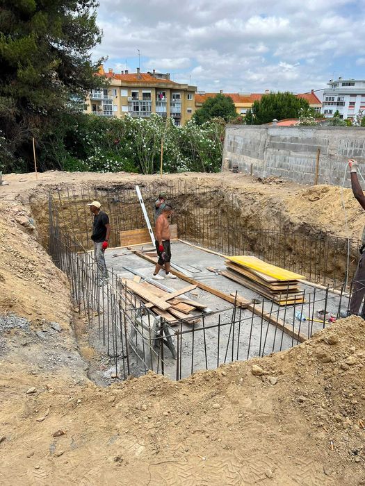 PM Remodelações, transformamos espaços com elegância, rigor e excelência.