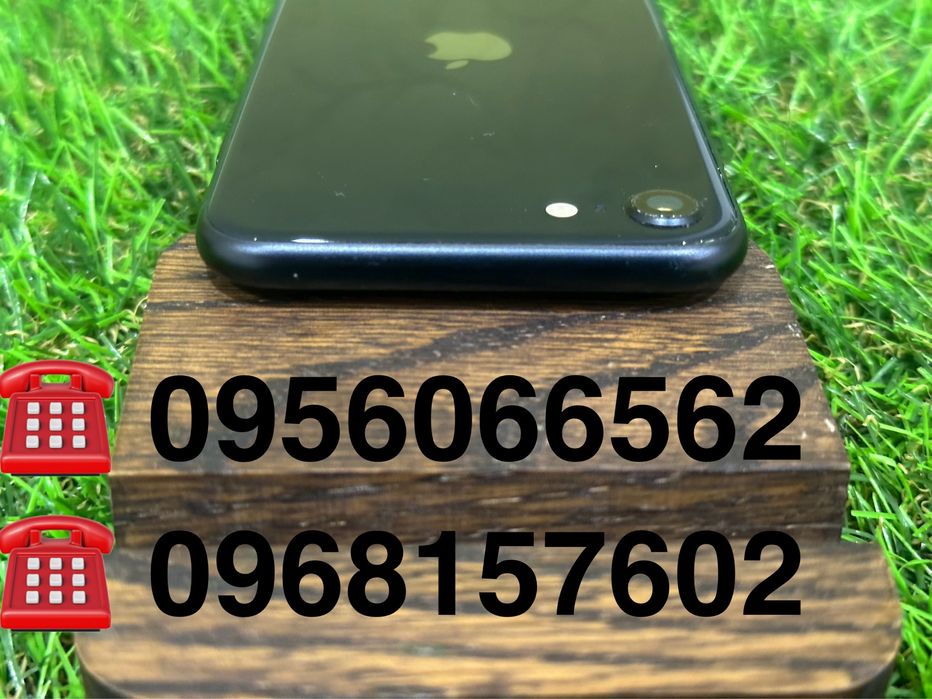 iPhone SE2022 Black .(айфон SE2022)