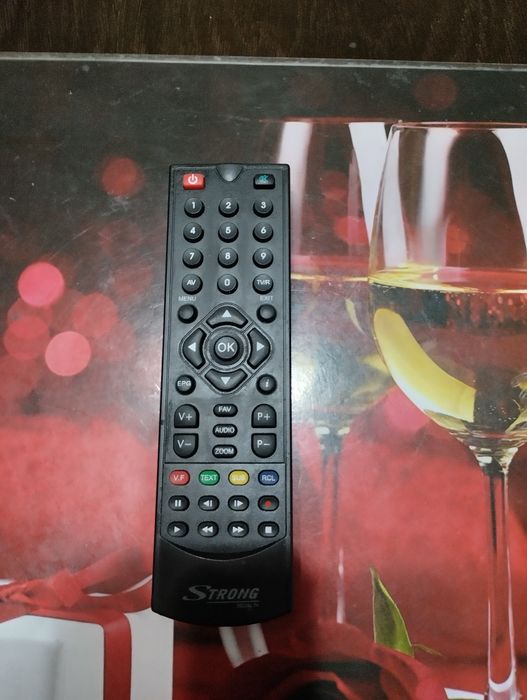 Цифровой эфирный приёмник T2 Strong.