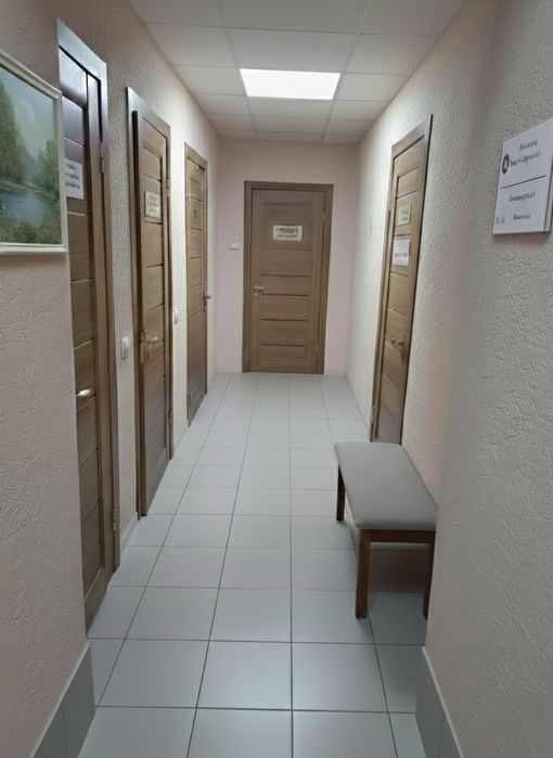 Оренда під медицину та косметологію в центрі міста.