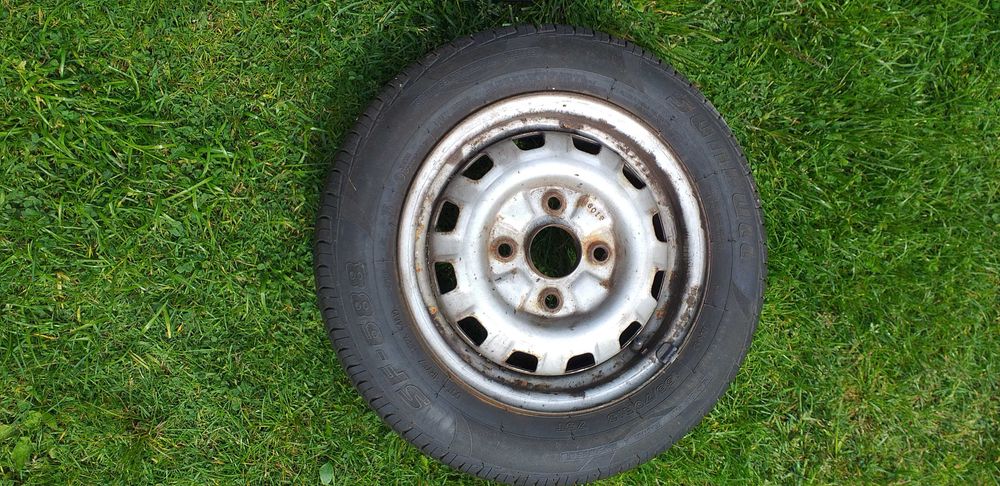 Felgi stalowe z oponami 155/70R13, Suzuki Swift MK2