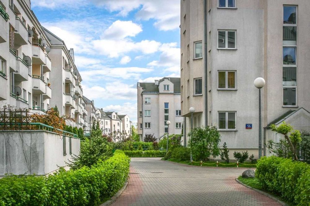 3-pokojowe z garażem i tarasem/ogródkiem, Szczęśliwice, Włodarzewska