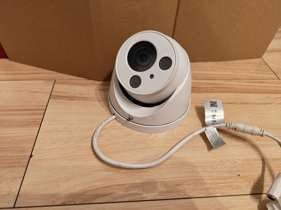 Kamera IP Dahua IPC-HDW2431r-ZS-27135 4Mpx motozoom