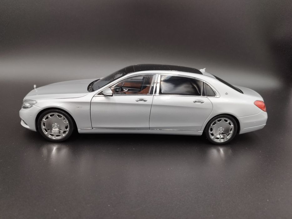 1:18 Almost Real 2016 Mercedes-Maybach S-Class S600 V12 model