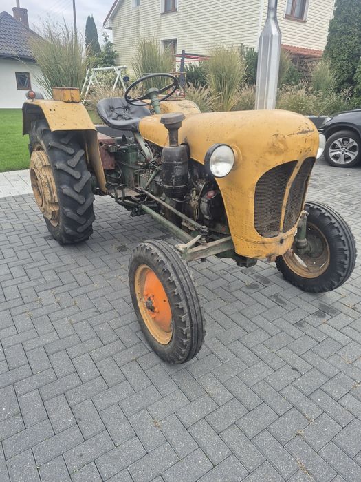 Ciągnik Ursus  C 328 rok 1966  oryginalny