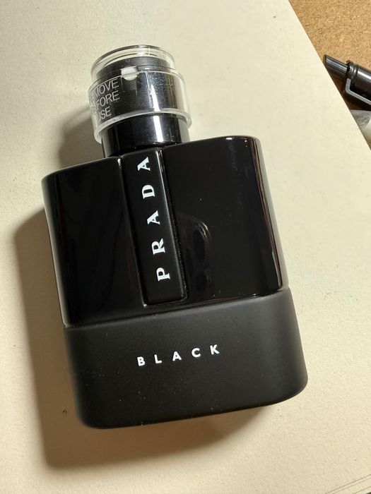 Perfum Prada black luna rosa rossa