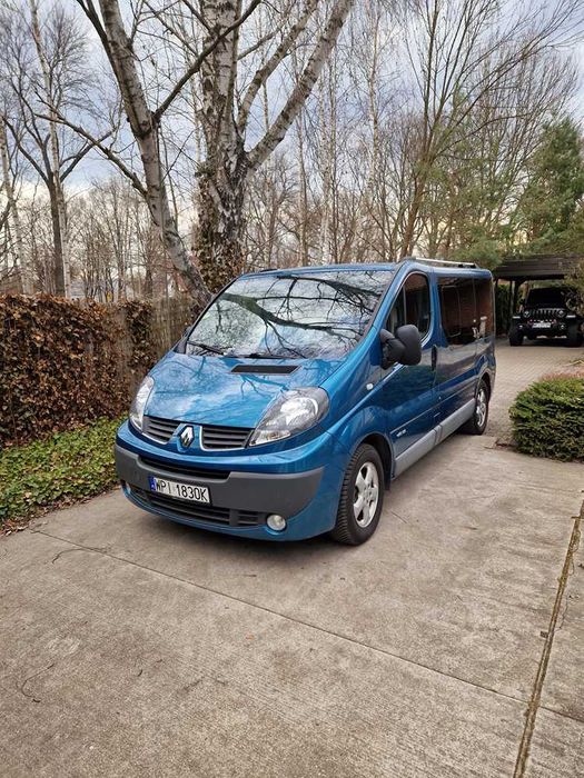 Renault Trafic Generation 115 dci webasto łóżko stolik