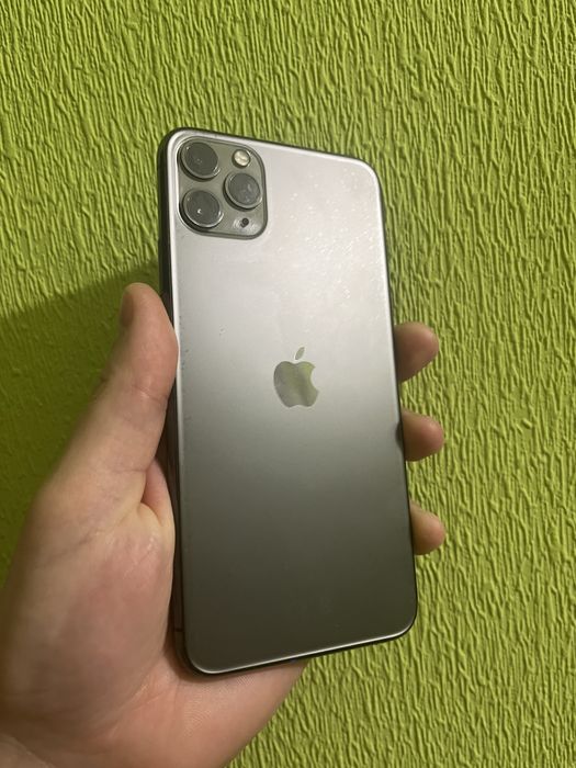 Продам iphone 11pro max в идеале