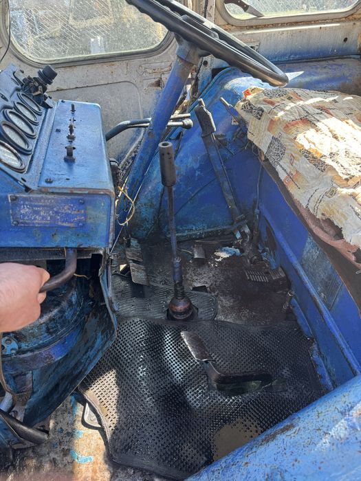 Юмз 6 трактор сільськогосподарський