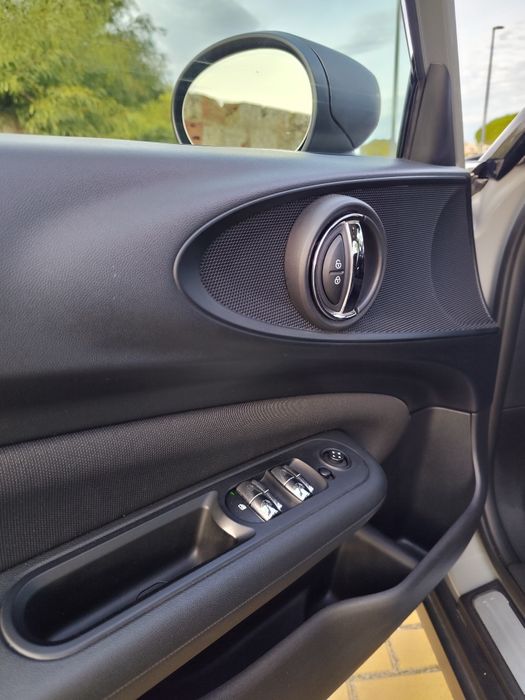 "Oportunidade "MINI CLUBMAN One D "Nacional 2020"