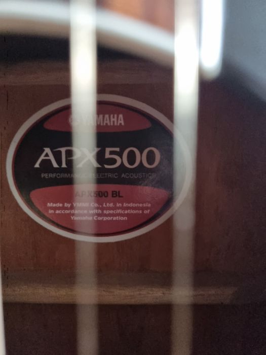 Yamaha APX500 BL elektro-akustyczna gitara!