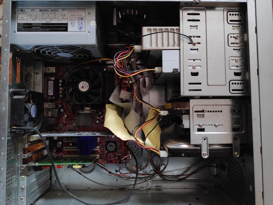 Dopakowany komputer retro - AMD Sempron 2800+