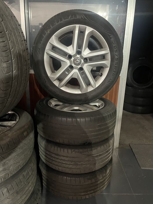 Pneus + jantes Renault