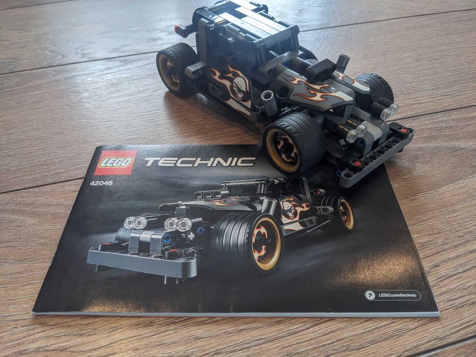 LEGO 42046 Technic Wyścigówka zbiegów