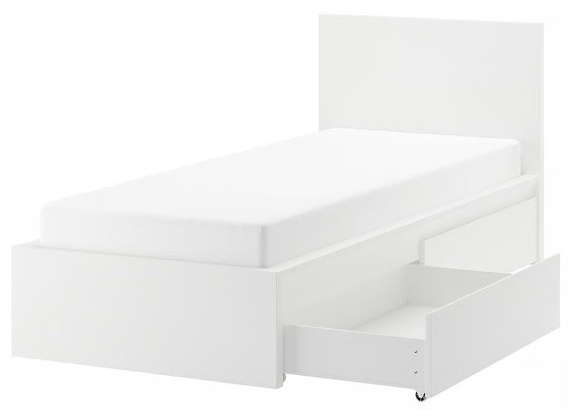 Cama individual ikea MALM e colchao