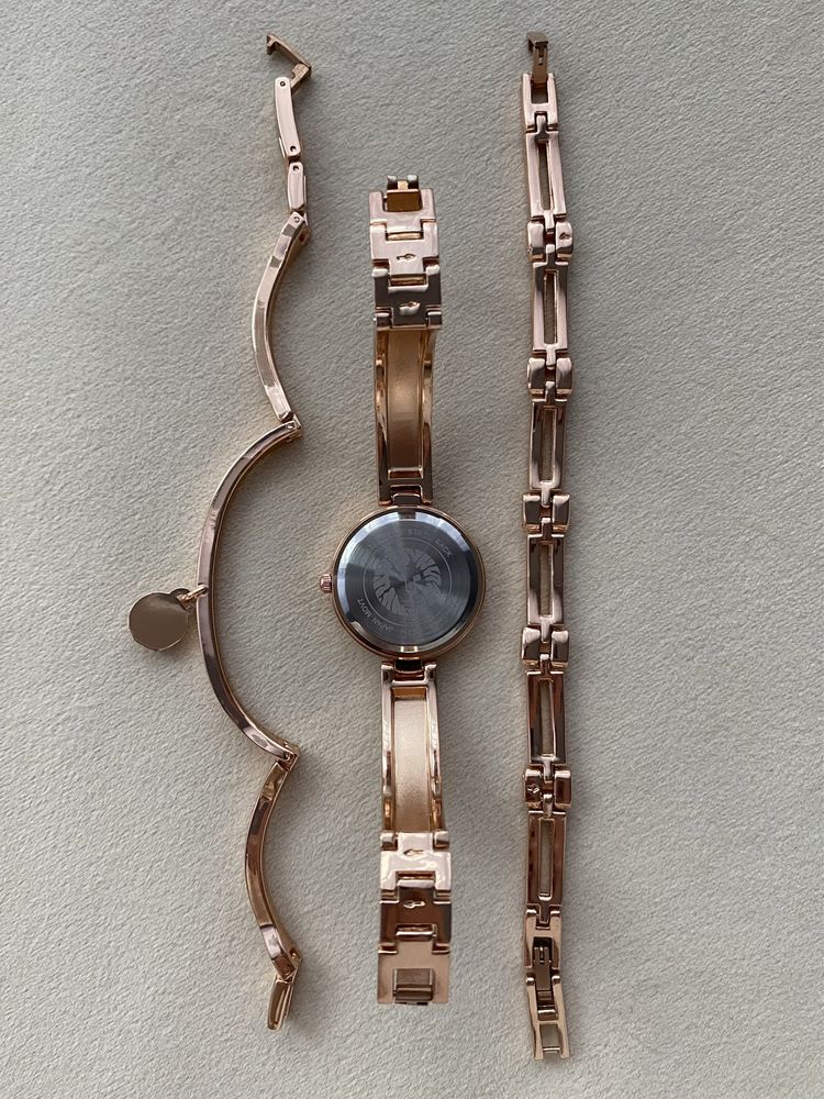 Годинник , браслети Anne klein: 2 550 грн. - Наручні годинники Рудне на Olx