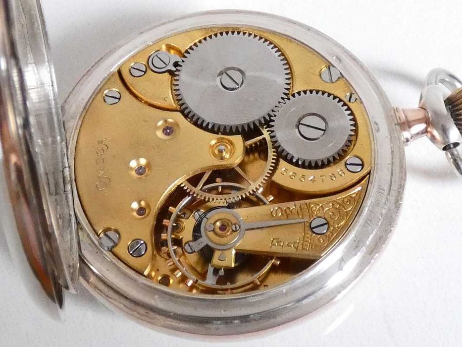 Zegarek kieszonkowy Omega w srebrnej kopercie