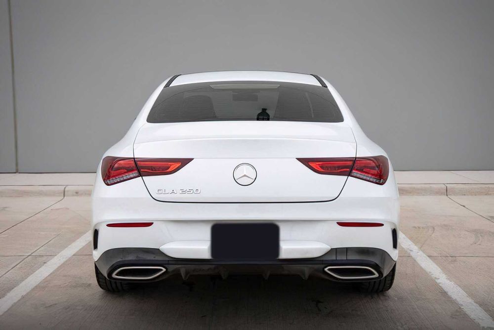 Mercedes-Benz CLA 250      2022