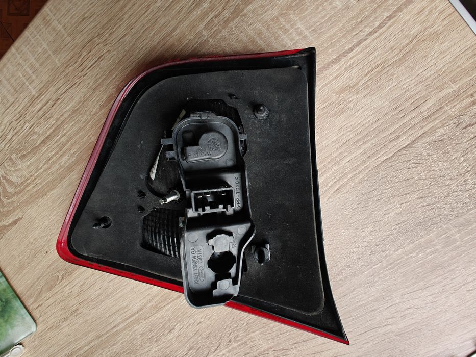 Lampa klapy prawa C-Max 2