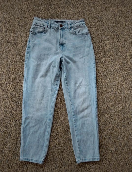 Dżinsy damskie Amisu