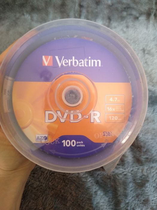 Płyty DVD -R 100 sztuk