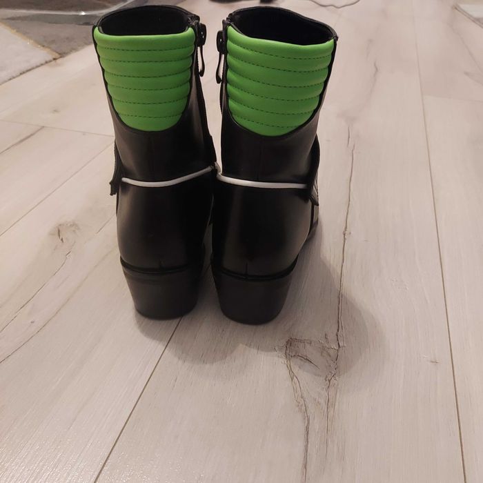 Botki rozm. 36 Ccc