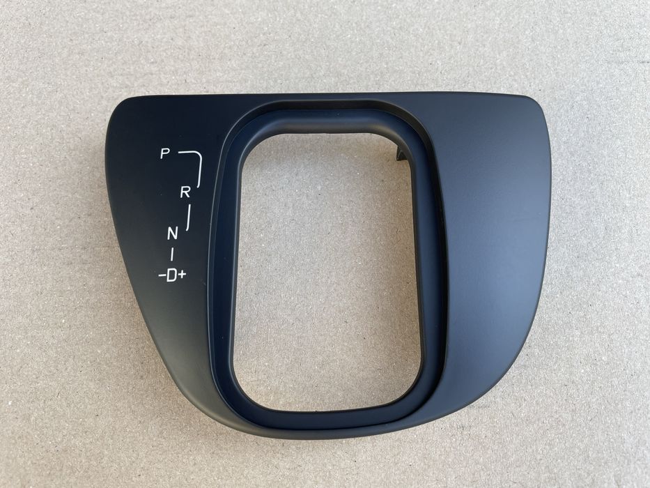 Накладка селектора акпп на VITO-VIANO W 639