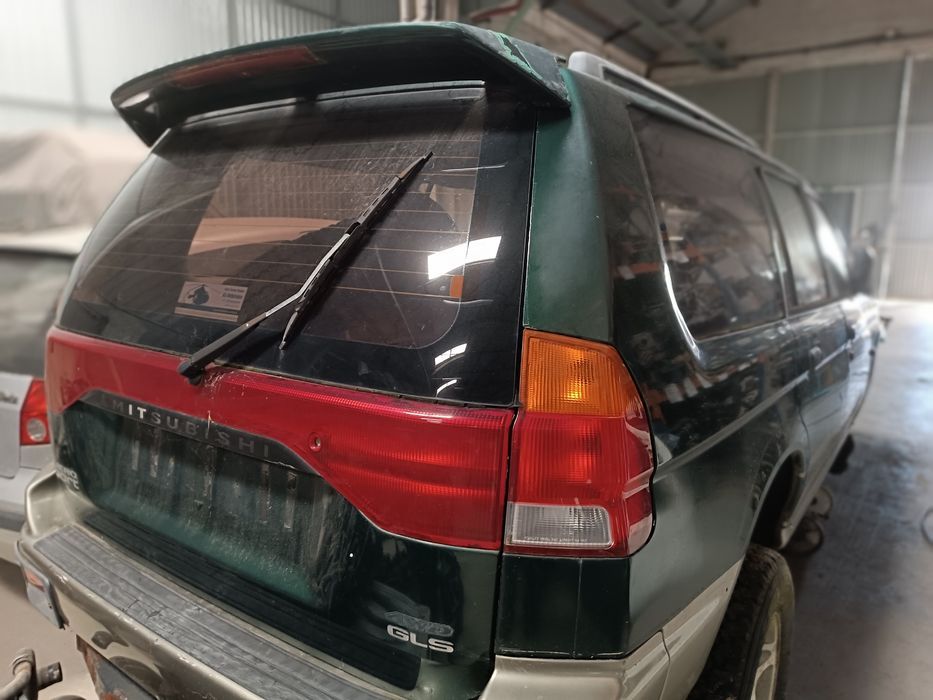 Mitsubishi. Pajero Sportwagon 2.5 TD ( Vendo completo )