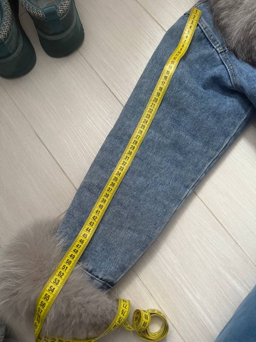 Стильна куртка для дівчат ,  мода тренд , розмір М-Л , Джинс, Ugg 39р