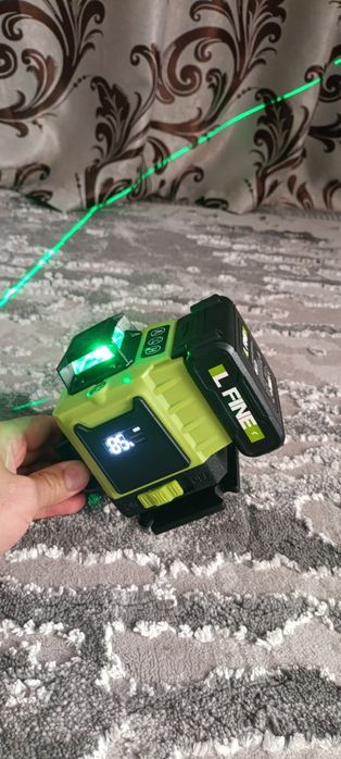 Лазерний рівень 4D 16ліній з яскравим променем.
Weidow 4D 16-л