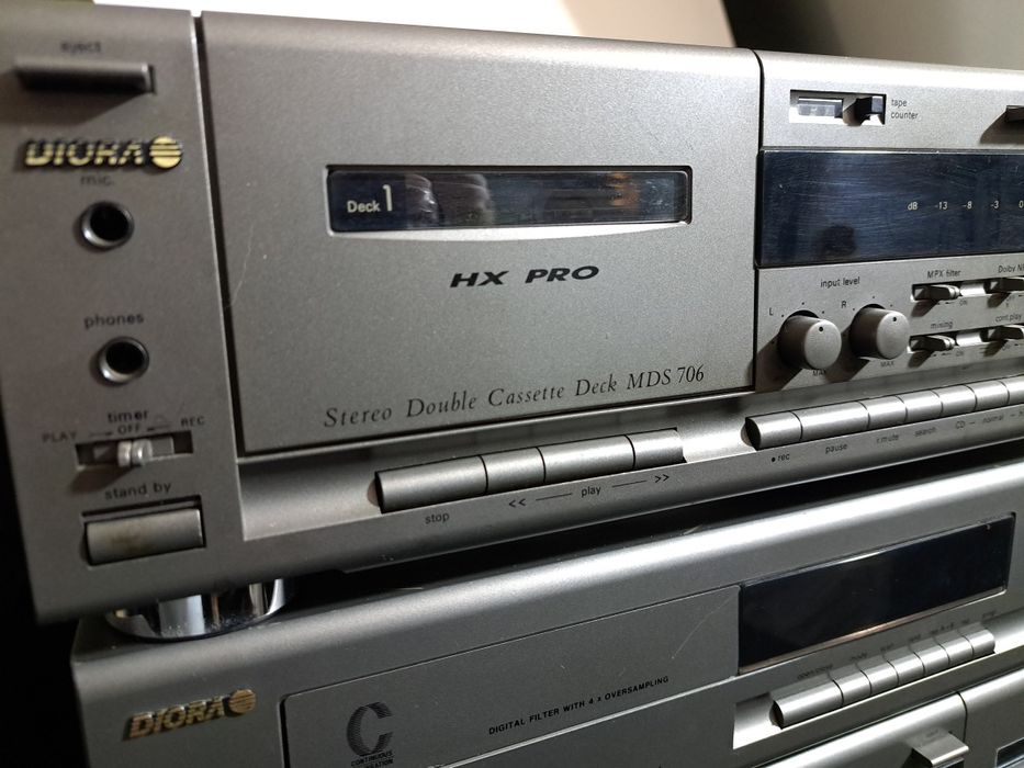 Magnetofon Diora  MDS 702  CdD 704 MDS 706