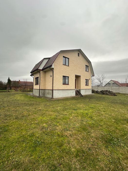 Продаж будинку в с. Забороль