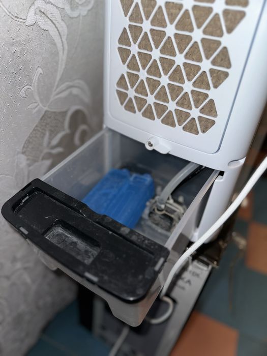 Охолоджувач повітря напольний