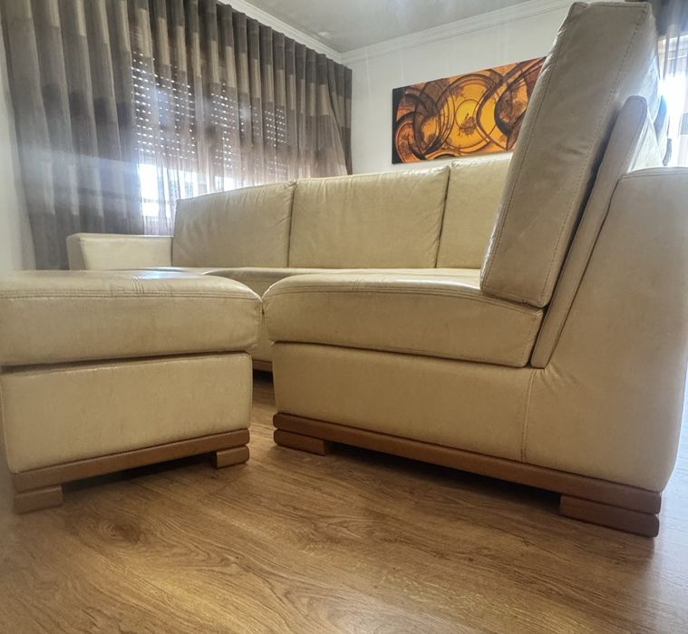 Sofá X-Long em Pele