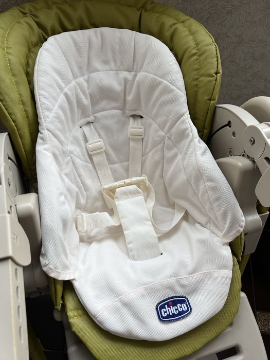 Крісло для годування Chicco Poly Magic