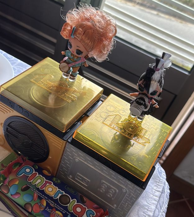 Bonecas colecionaveis LOL surprise