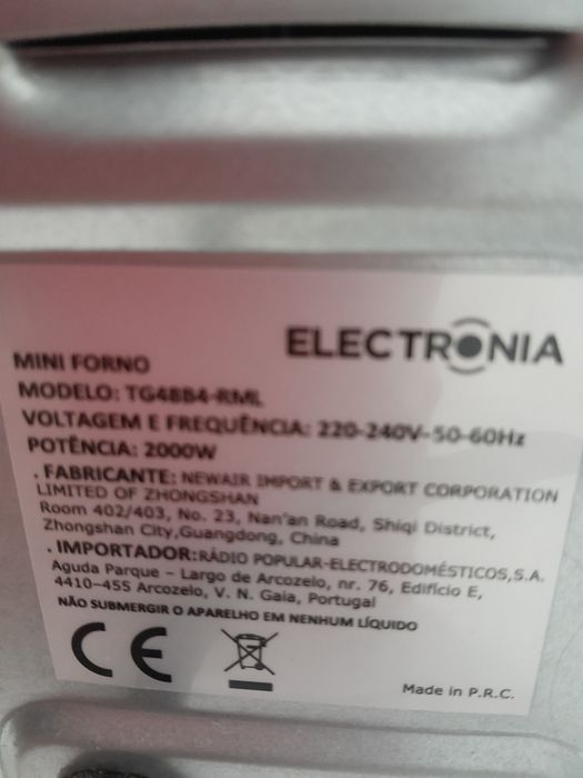 Vendo. Miniforno usado marca  Electronia para peças