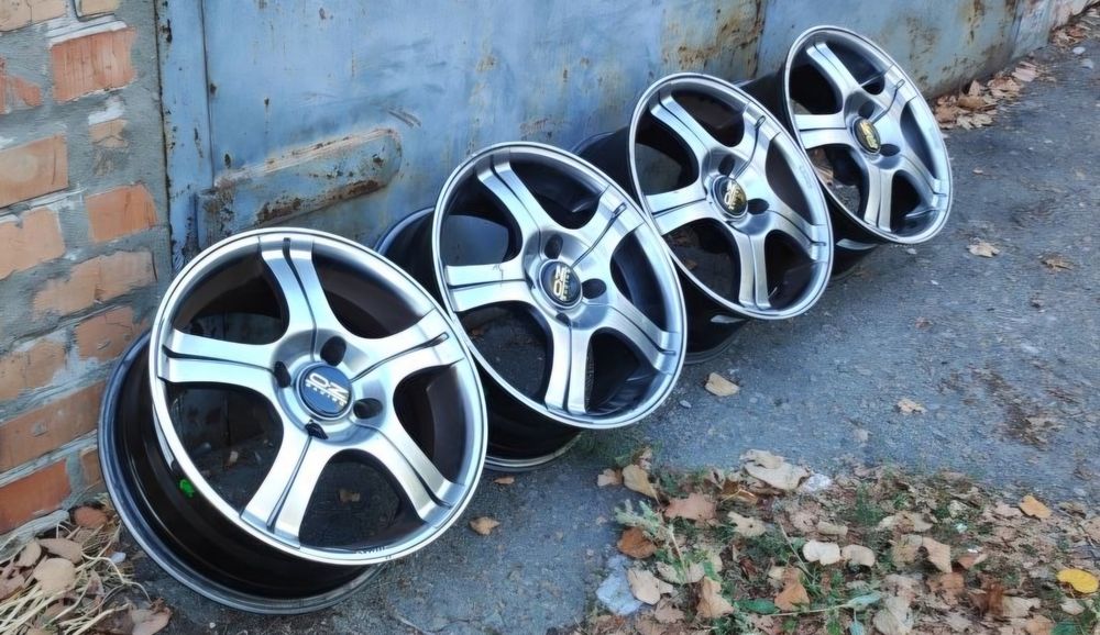 Литые диски ГЕРМАНИЯ R15 4*108 (пежо, ситроен Peugeot / Citroen )
