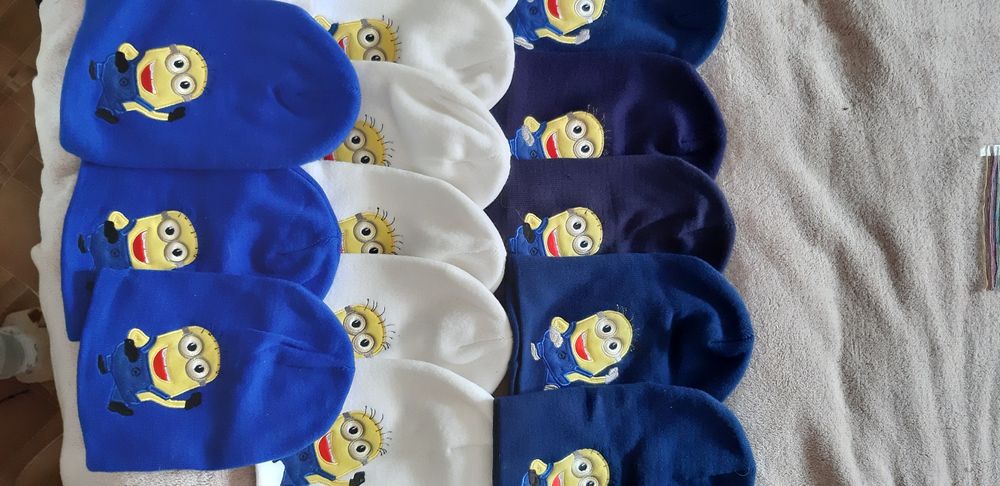 Шапочки акриловые