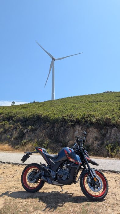 VENDO ou TROCO Zontes 125-U1 / 2025 / 6'850km