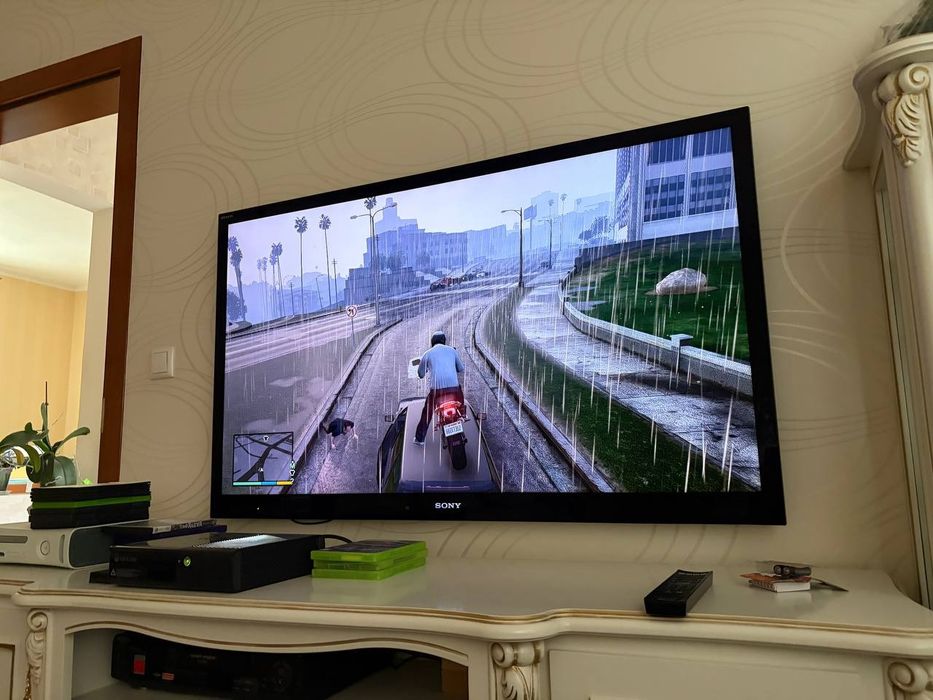 Xbox 360 E +Kinect