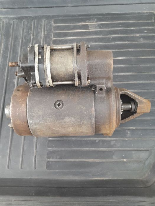 Продам стартер ВАЗ 2101-2107