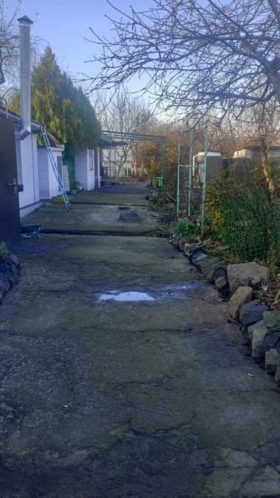 Продаж 1/2 частини будинку.