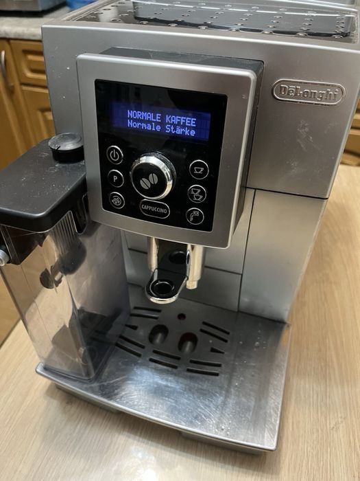 Кавоварка Delonghi